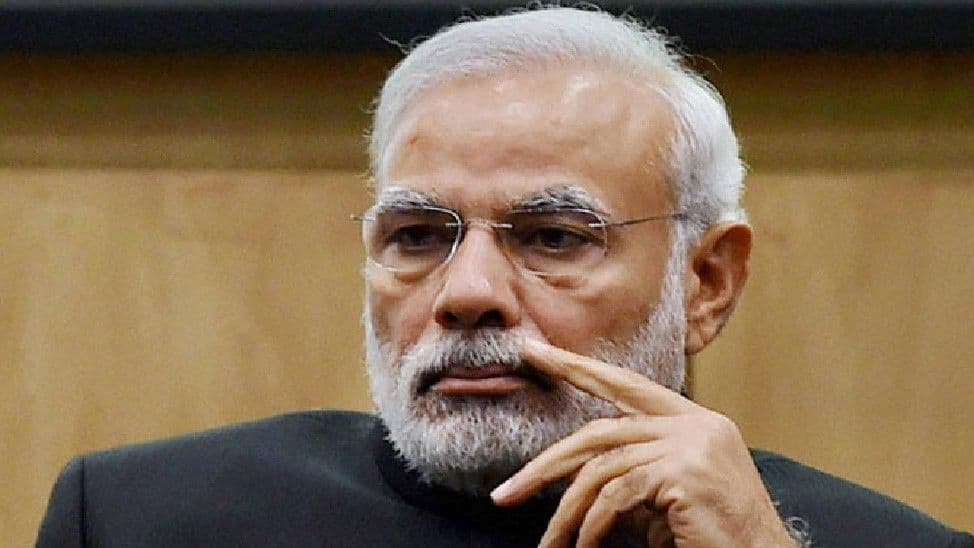 राहुल गाँधी के बार-बार सचेत करने के बाद भी क्यों नहीं चेती सरकार?